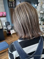 ロイズ ヘアデザイン アンド スパ(LOES) コントラストハイライト×白髪ぼかしハイライトカラー