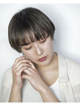 ワースホワイル(WORTH WHILE) マッシュ/オリーブカラー/グレージュショート