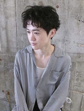 リオールバイニアウ(RE:ALL by Niau) 群馬太田スパイキーショートツイストスパイラルパーマメンズ眉毛