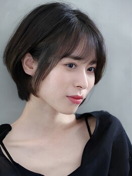 【南森町徒歩1分】トレンドを押さえながら白髪をカバー！ダメージレスでキレイに染まり艶々な仕上がりに♪