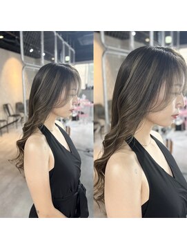 キッススワン(KISS SWAN) バレイヤージュ