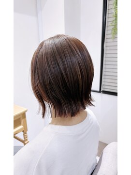 オモテ 町田店(Omote) ミルクティーベージュ