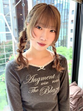 オモチャ 銀座(OMOCHA) 韓国風ゆる編みツインアレンジ/ライブヘアセット