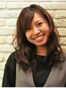 サロン ド クロック(salon de CLOCK) 【salon de CLOCK】 冬のセミロングは「ラフ」がモテ髪。