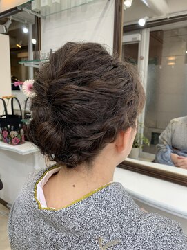 ヘアーサロンウェスト(Hair Salon West) アップ