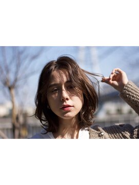 シャンティー(shanti) シースルー感たっぷりの★ミディアムウルフ★【shanti 石川】