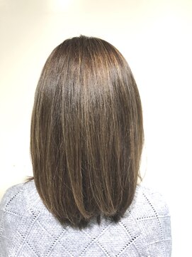 アズール 草加(azule) ふんわりまろやかベージュ 透明感ハイライト