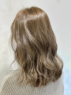 エイト アキタ 秋田中通店(EIGHT akita) 【EIGHT秋田】赤みおさえたベージュ#小杉山