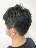 ショート　マッシュ　ショートボブ　HEADS 市川　学割　イルミナ