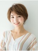 20代シースルーバングハイライトオリーブカラーショートボブ