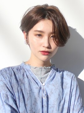 ロビー 表参道(ROBBY) 前下がりショート／アッシュ／表参道／30代40代50代