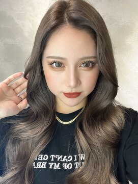 アルマバイロサ(ALMA by ROSA) ブリーチリタッチ×みかちゃんグレージュカラー　担当SE-YA