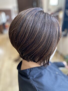 シャイン(shine) カット+ヴィラロドラカラー