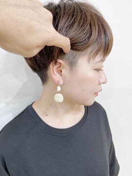 モリオ フロム ロンドン 成増店 【morio成増/ムラマツ】刈り上げショートボブ