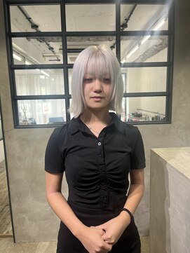 アンジェリカ 立町店(ANGELICA) White