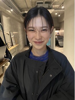 ソイリウム 下北沢(soi rium)の写真/少し遊びゴコロのあるデザインもフィットさせる。全体のバランス感こそ繊細なカットにあり