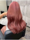 ピンクベージュ ハイトーン ブリーチ 艶髪 レイヤーカット 20代
