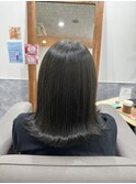 暗めオリーブカラー