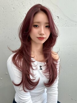 松尾菫菜/レイヤーカット/ピンクカラー/韓国ヘア