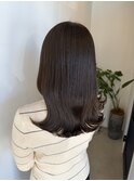 オリーブグレージュ