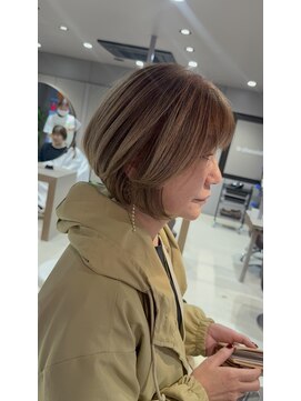 クオール(Quol) 【大人ミルクティー】レイヤーボブ　片野