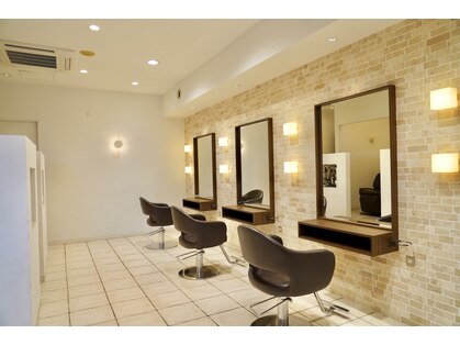 サロンド ボーテ ウィ三郷中央店の写真