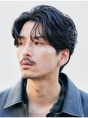 渋谷メンズパーマフェザーパーマセンターパートガイルヘアゆるめ