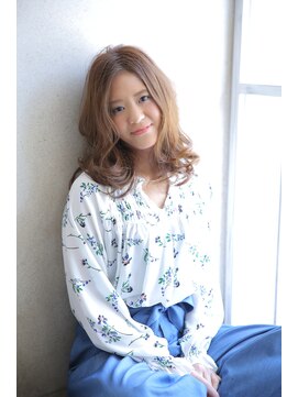 ピュール ラフォレ(Pur laforet) やわらかふんわり巻き髪