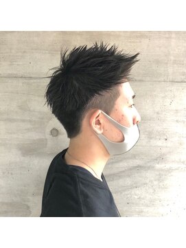 クオリス 上板橋店(QUALIS) ツーブロアップバング束感スタイル【刈り上げジェットモヒカン】