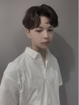 ルアウアオ(LUAU Ao) コンマヘア 【 八幡 翔 】- @kkr_0208