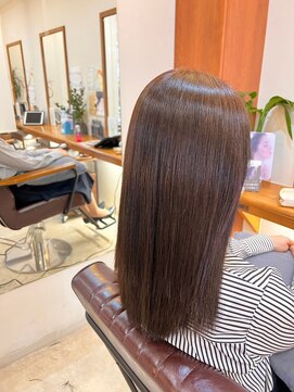 ビューティーサロンジェイ(Beauty Salon J) 雨や汗で広がる時期には縮毛矯正がおすすめ!安城美容室髪質改善