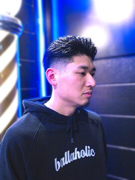 バーバースタイルクラブフォー(BARBER STYLE CLUB 4) ニュアンスパーマ フェードカット