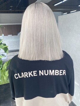 オズ 安積店(OZ) 安積ミルクティーベージュカラーレイヤーロングヘアワンホン韓国