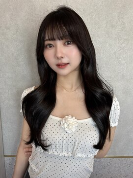 ルームバイシー 新宿(Loom. by Sea) *レイヤーカット×ショコラアッシュ【新宿/韓国ヘア/小顔ヘア】