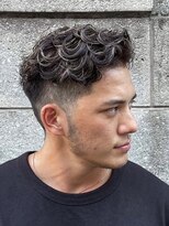 テン 心斎橋(tenn.)&nbsp;難波スペインカールサーフカールツイストスパイラルパーマ20代