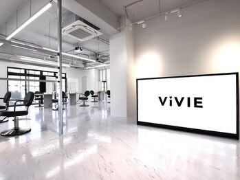 髪質改善　ViVIE　福岡天神店【ヴィヴィー】