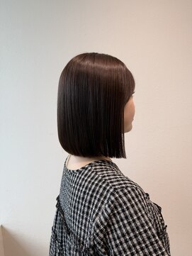 サラ ビューティー サイト 古賀店(SARA Beauty Sight) ボブ/切りっぱなしボブ/オリーブ/髪質改善ストレート/艶髪
