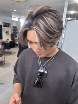 メンズサロン キング 梅田店(Men’s salon K!ng)&nbsp;フェザーショートアップバングセンターパートメンズハイライト
