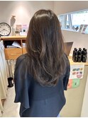 オリーブブラウン