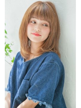 ティファ 自由が丘店(Tiffa) ニュアンスストレートで小顔ヘアー