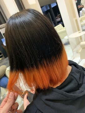 サローネデ アグスティナ バイ サンバンチ(salones de agustina by sanbanchi) 【agustina 明石大久保】ツートンカラー×オレンジ