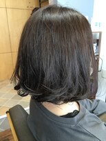 イース(ease)&nbsp;切りっぱなしボブ
