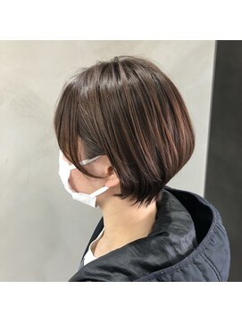 フェリア 松山(Feria) 【Feria松山】大人かわい耳かけショート-相原愛梨-