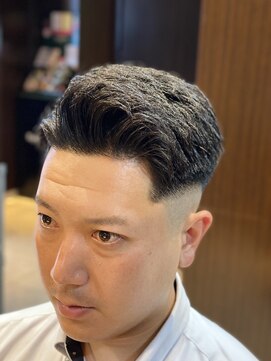 ヘアーモードキクチ 神田日銀通り店 神田フェード×アイロンパーマ