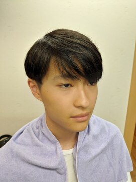 ヴェルデ シンバシ(VERDE SHINBASHI) マッシュ ショートボブ ツーブロック フェード ビジネススタイル