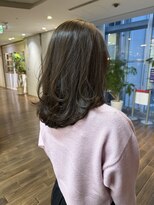 ザック ヴィ(ZACC  vie)&nbsp;レイヤーカット/セミロング/艶カラー/学割U24