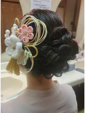 スマートワン ビューティー(Smart1 Beauty) ルーズシニヨン