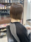 切りっぱなしボブ×前下がり