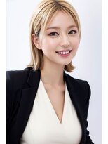 サードバイローラン(THiRD by ROULAND)&nbsp;20代30代40代オリーブベージュレイヤーカットセミディ