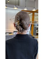 ユニ バイ マグ 長野店(Uni.by Mag)&nbsp;ヘアセットヘアアレンジシニヨン二次会パーティー